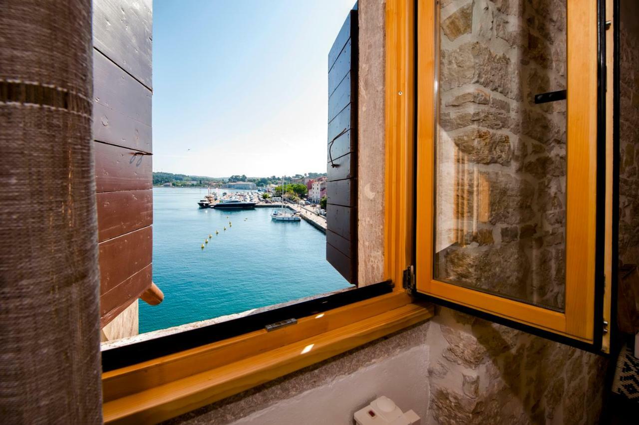 Studio First Row To The Sea Rovinj Extérieur photo